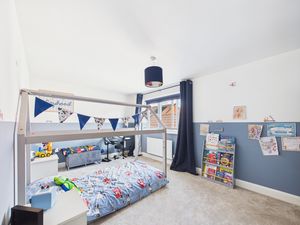 Bedroom- click for photo gallery